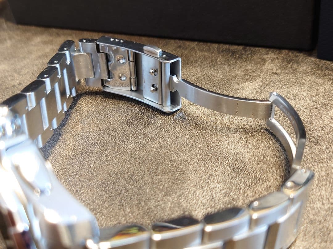 タグホイヤー アクアレーサー　クロノグラフ