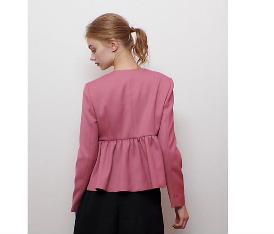 アルアバイル　ルルウィルビー カルゼペプラムジャケット