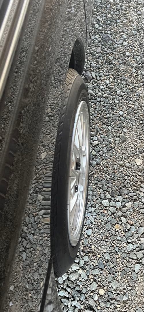 14インチ 6j pcd100、114.3 ET38 タイヤ、ギリ使えるのでは？