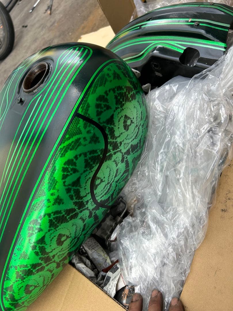 ビラーゴ250 タンク リアフェンダー 自家塗装 コック＆ポンプもセット