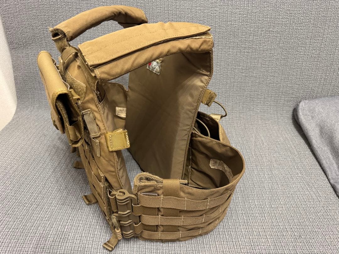 LBX Tactical プレートキャリア LBX-0300　コヨーテブラウン