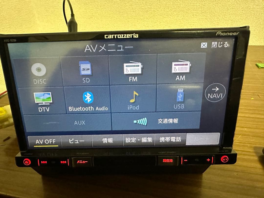 カロッツェリア 楽ナビ AVIC-RZ06 カーナビ