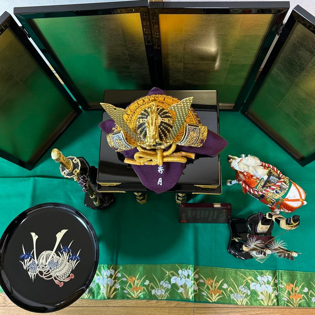 【美品】五月人形　兜飾り　本金箔押兜　本金箔屏風　秀月謹製