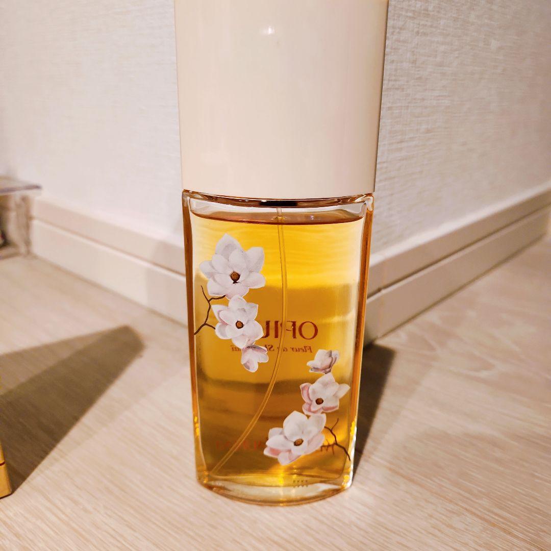 イヴ サンローラン オピウム フルール・ド・シャンハイ オードゥ・トワレ　香水