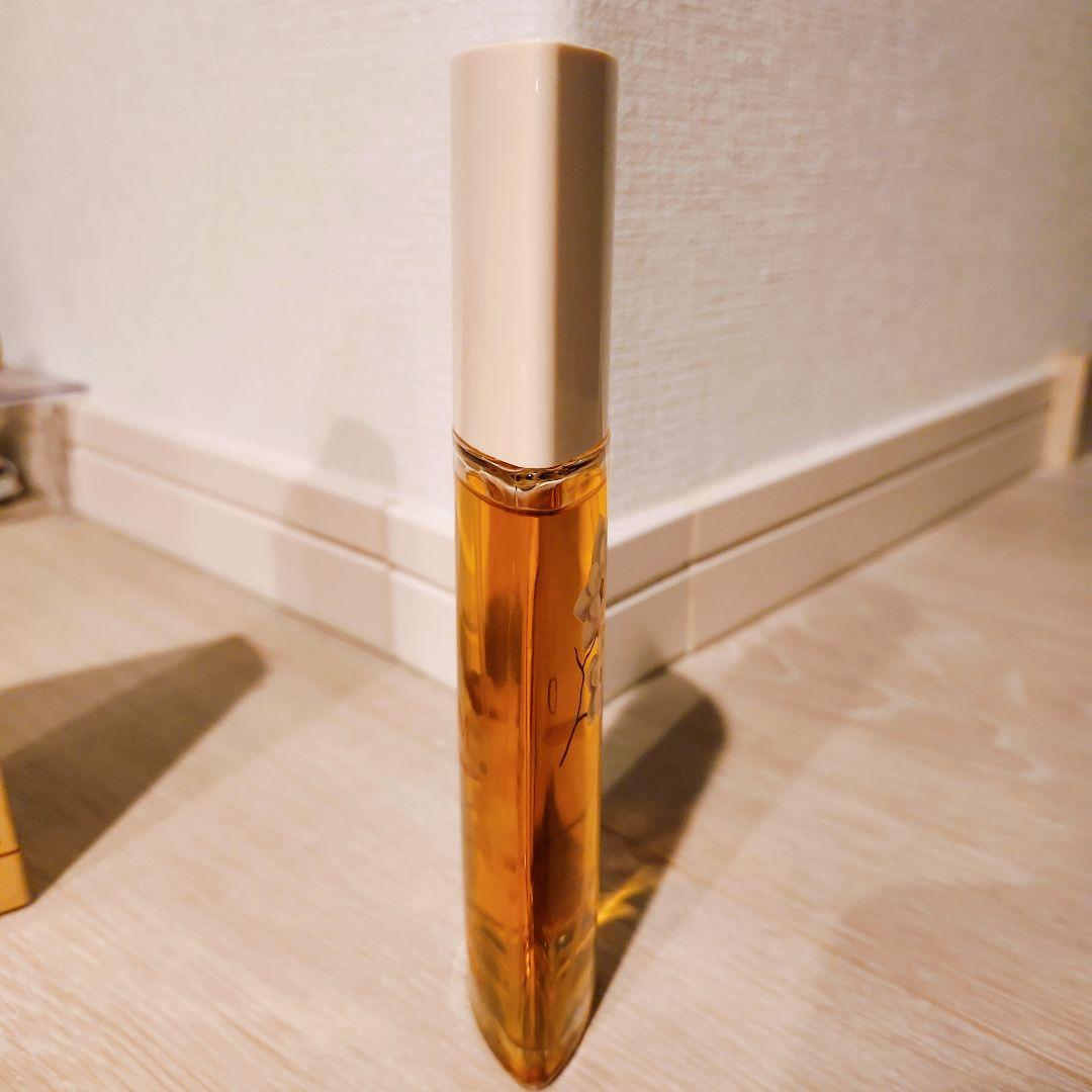 イヴ サンローラン オピウム フルール・ド・シャンハイ オードゥ・トワレ　香水