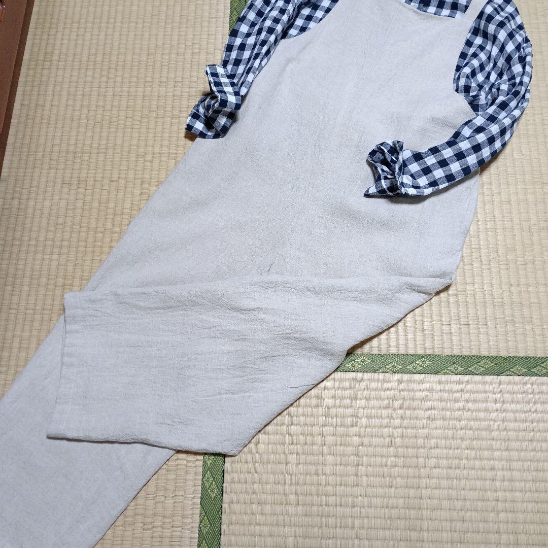 群言堂の、麻100のサロペットです。