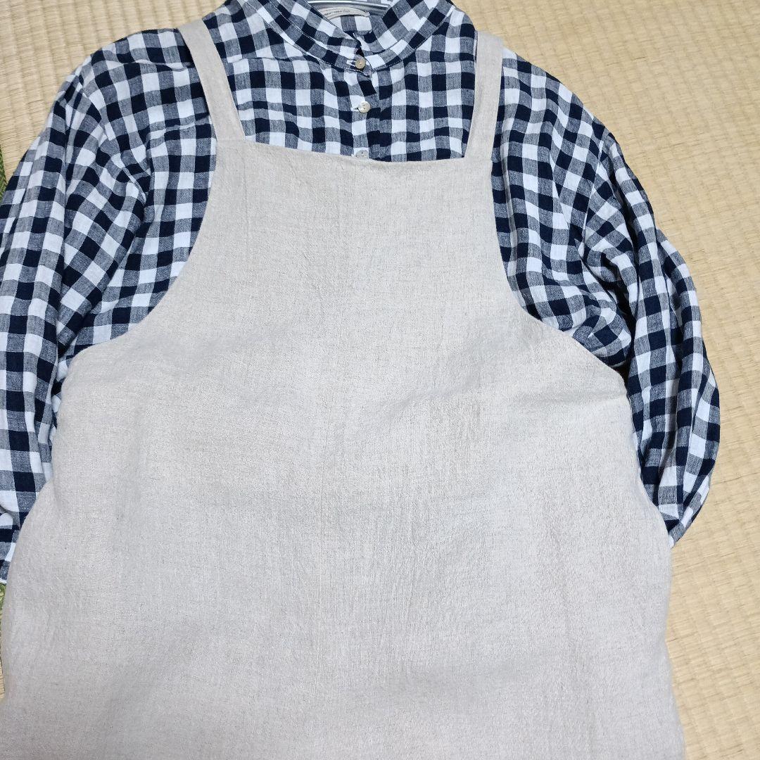 群言堂の、麻100のサロペットです。