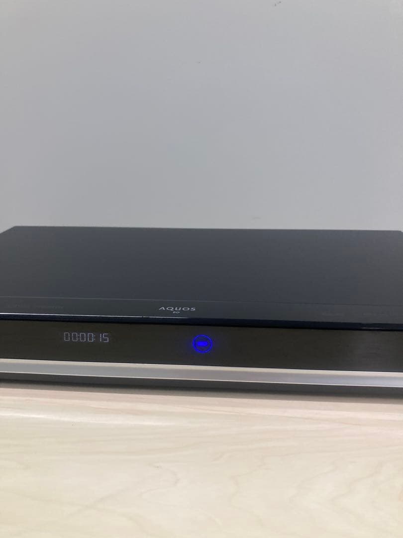 めっちゃ綺麗　シャープ　AQUOS ブルーレイ　 BD-W570