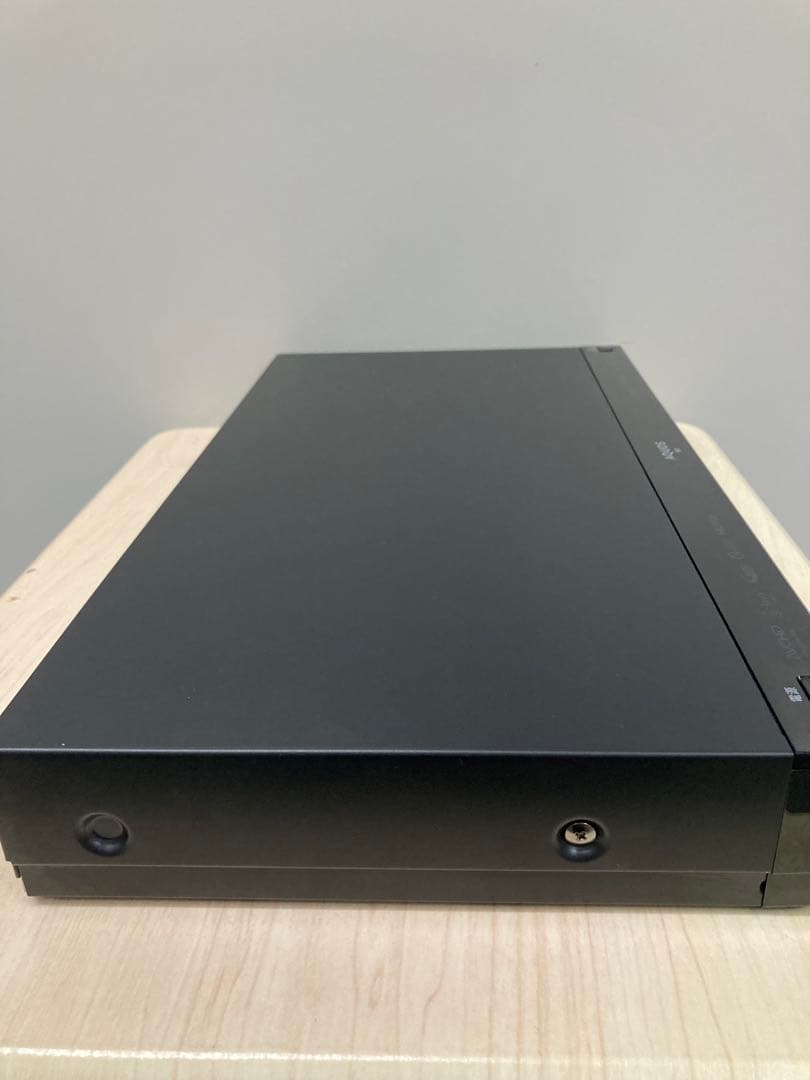 めっちゃ綺麗　シャープ　AQUOS ブルーレイ　 BD-W570