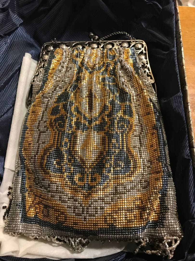 オーダーメイドのフランスビーズ装飾 パーティーバッグ