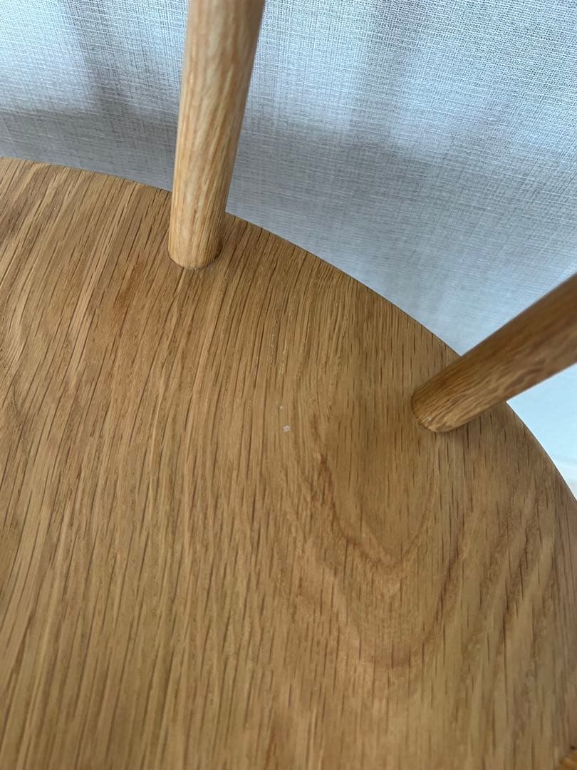 無印良品　ブナ材アームチェア　丸脚