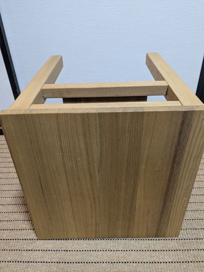 ●　無印良品、サイドテーブルベンチ、タモ材、棚付き、送料込み