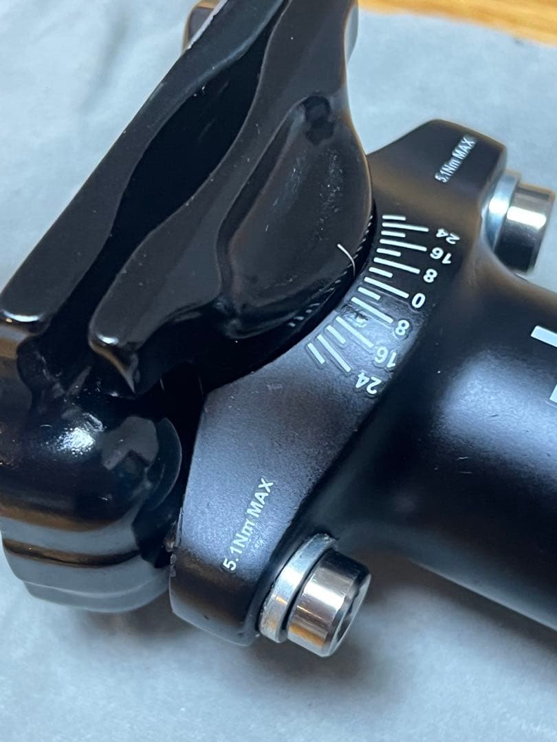 カーボンTHOMSON Masterpiece シートポスト 27.2mm