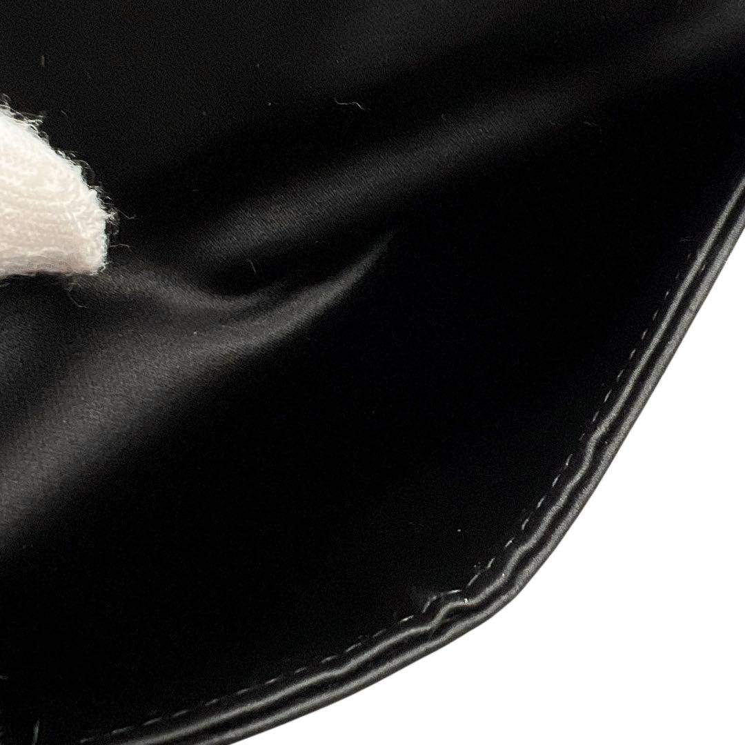 Yves Saint Laurent ブラック クラッチバッグ 9155