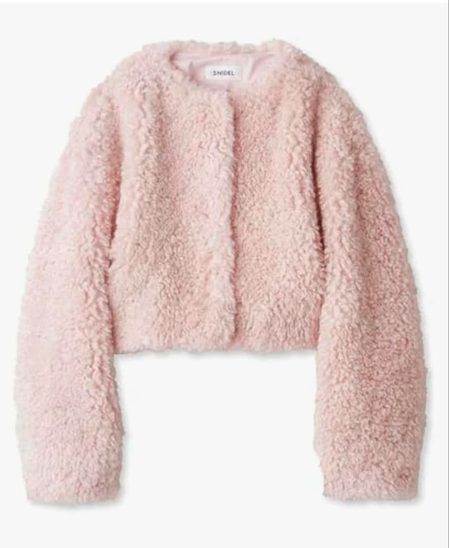 SNIDEL　Sustainableショートボアコート