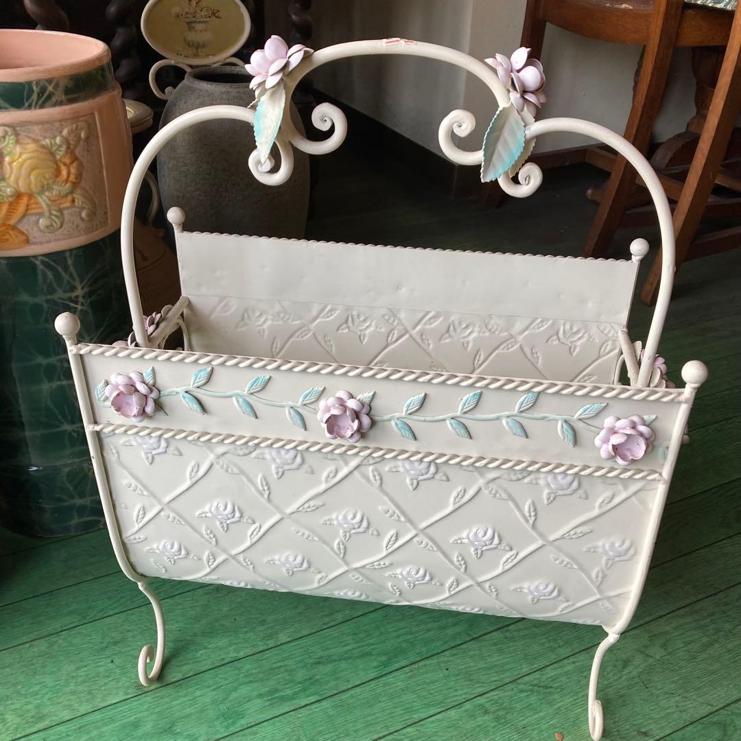 湯布院アンティーク イタリア ロココ調 ブックスタンド アイアン家具 姫家具