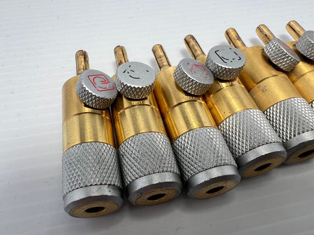 GOLDMUND ゴールドムンド　バナナプラグ　8個セット