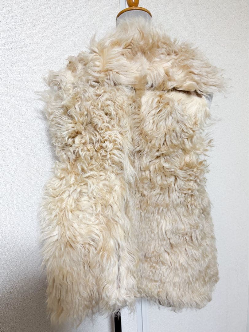 ロデオクラウンズ　rodeo crowne ムートン　毛皮　ベスト　リバーシブル