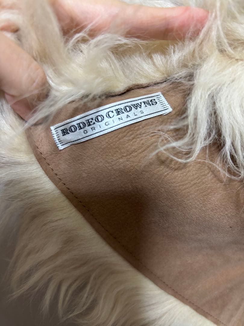 ロデオクラウンズ　rodeo crowne ムートン　毛皮　ベスト　リバーシブル