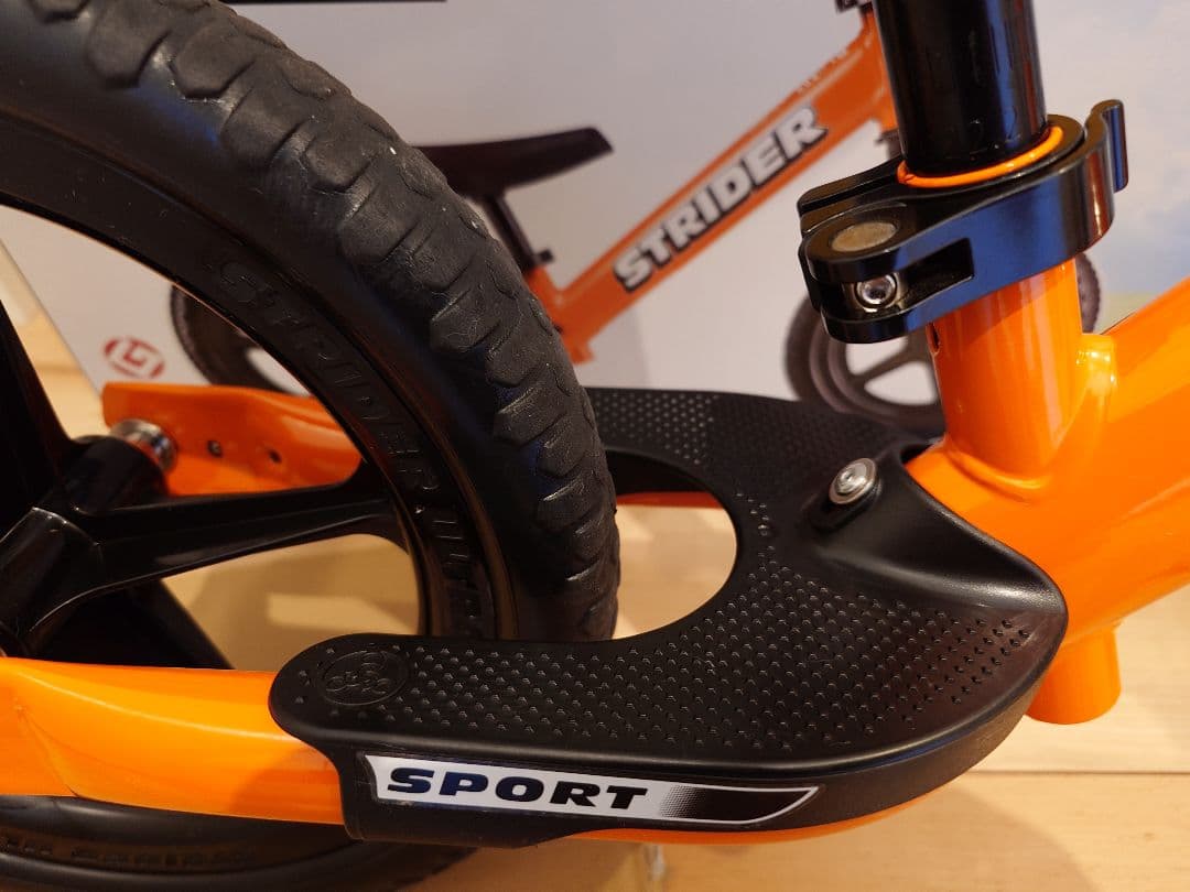 【美品室内保管】ストライダー12インチスポーツモデル オレンジ