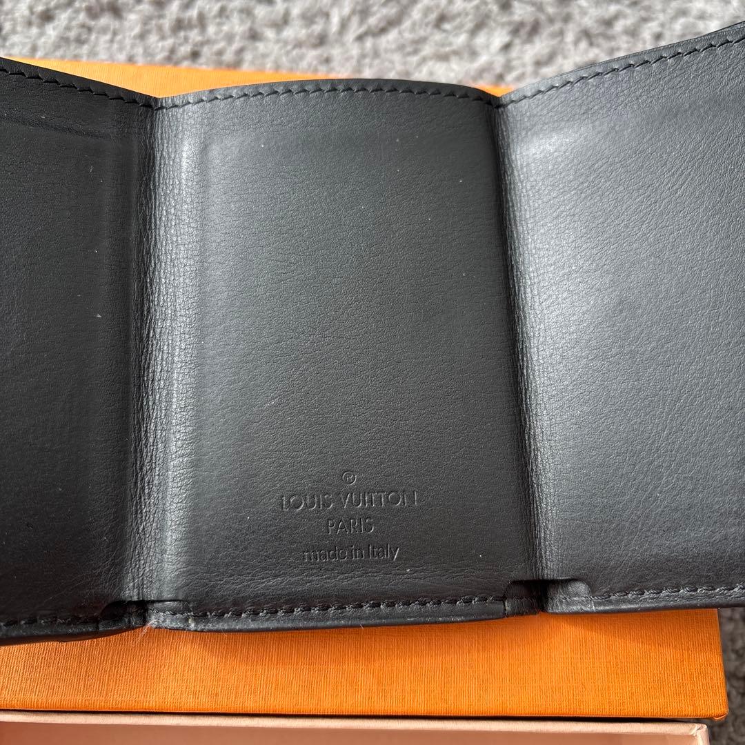 ルイヴィトン　モノグラム　シャドウ ディスカバリー　コンパクト　折り財布