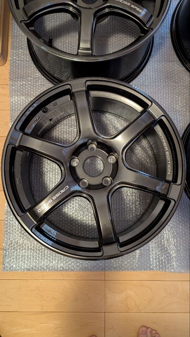 Mr.nobodyCROSS SPEED RS6 18インチ 8.5j