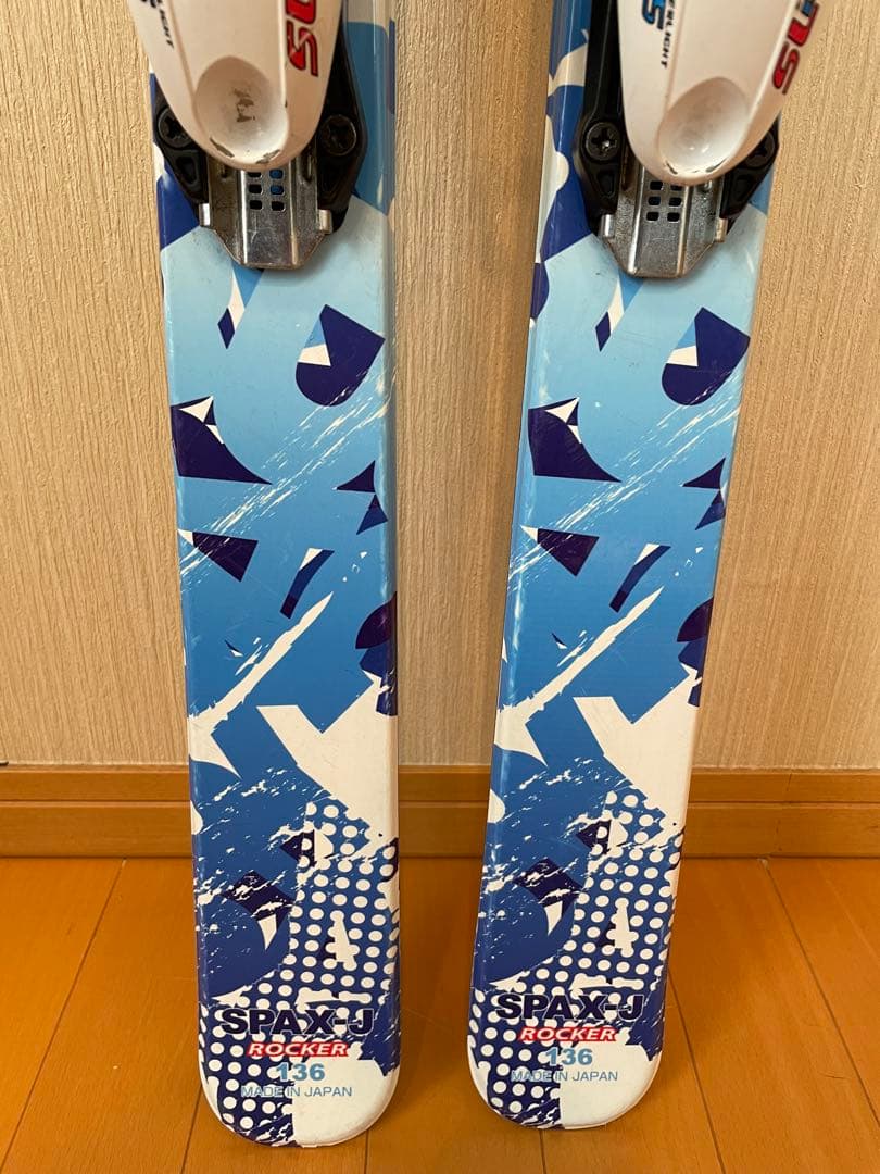 子供用スキーセット　KAZAMA カザマ スキー板 136cm ストック ブーツ