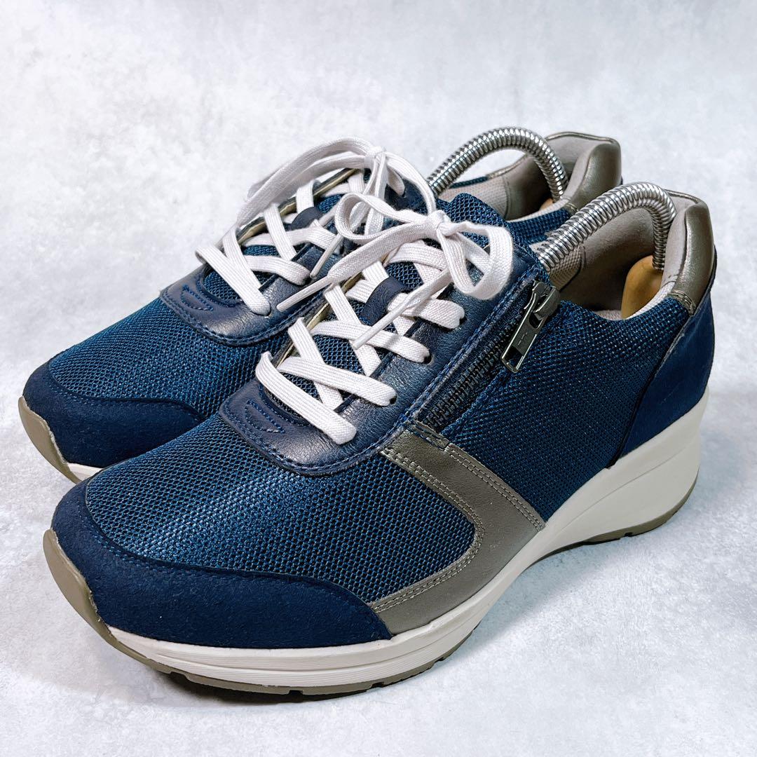 美品【アカイシ】ウォーキングスニーカー (24) アーチフィッター　サイドジップ