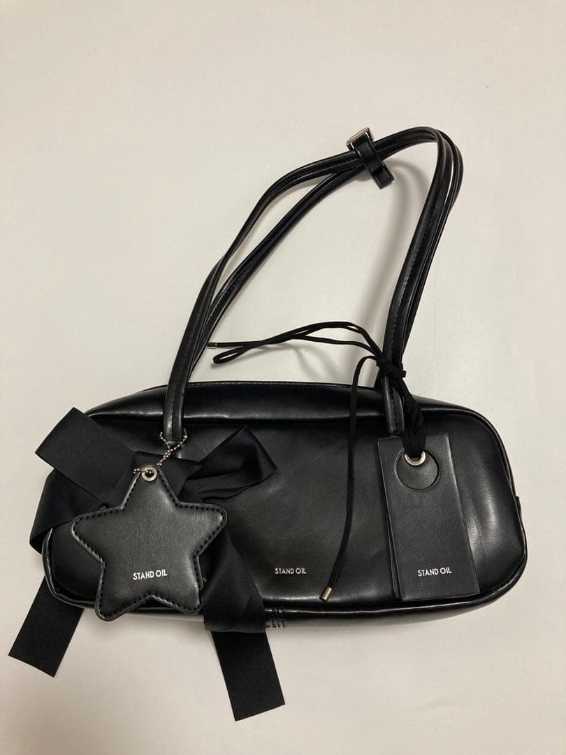 STAND OIL ブラック ショルダーバッグ