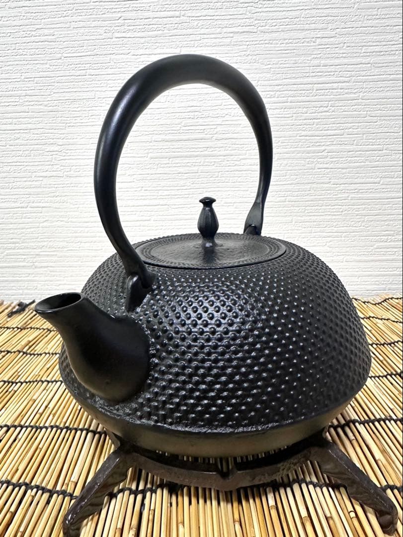 未使用品、供箱、栞付　南部文秀堂造　１５型 ＩＨ機器対応モデル　南部鉄瓶