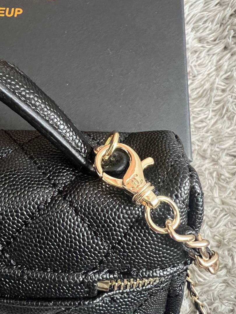 シャネル　CHANEL ノベルティ　バニティ　ショルダーバッグ　チェーンバッグ