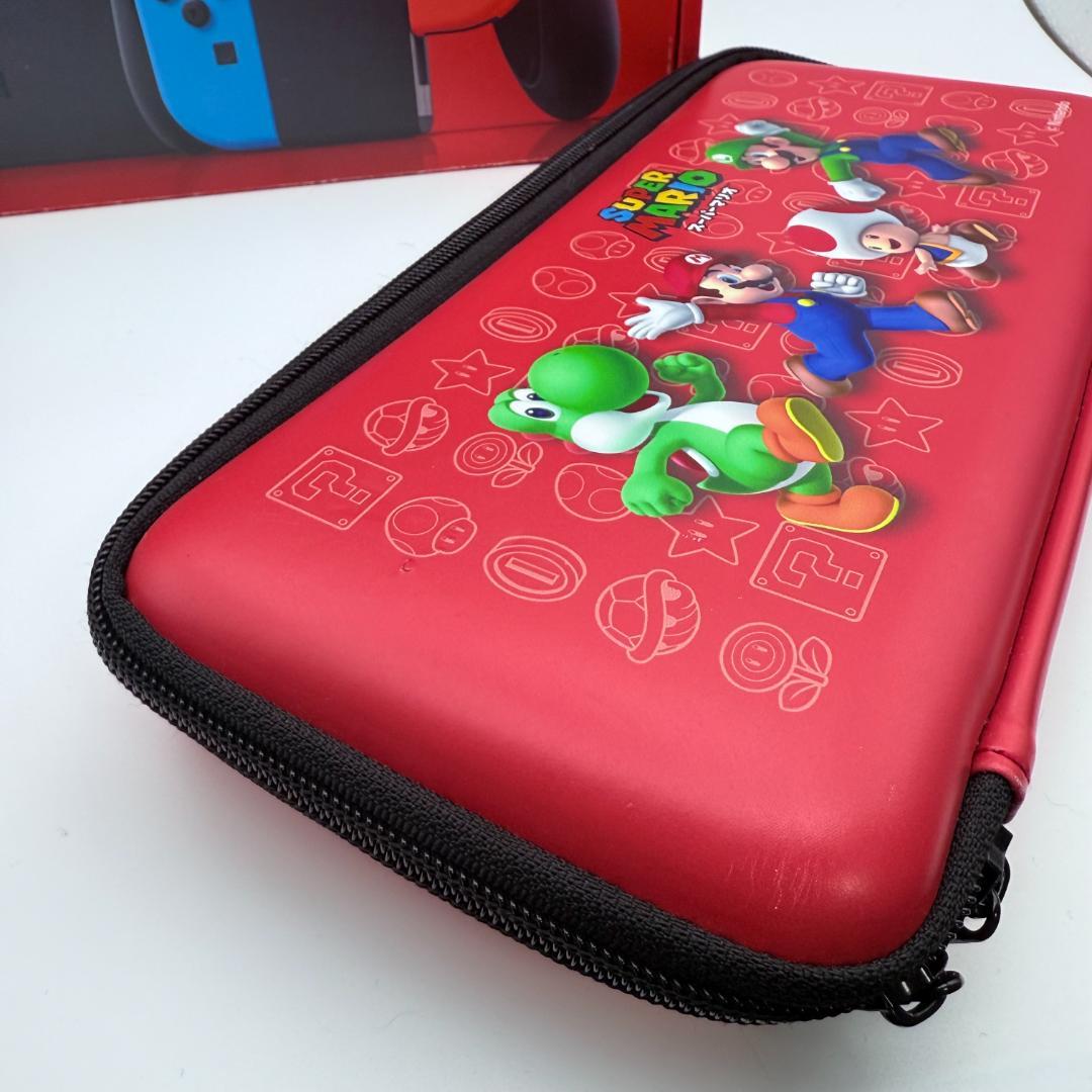 Nintendo Switch本体＋マリオカート8＋限定スーパーマリオケース付