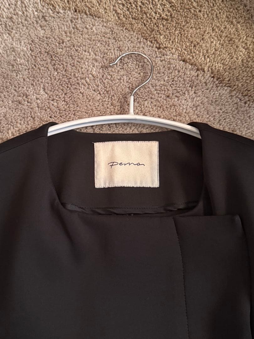 perna ボリューム袖ロングコート