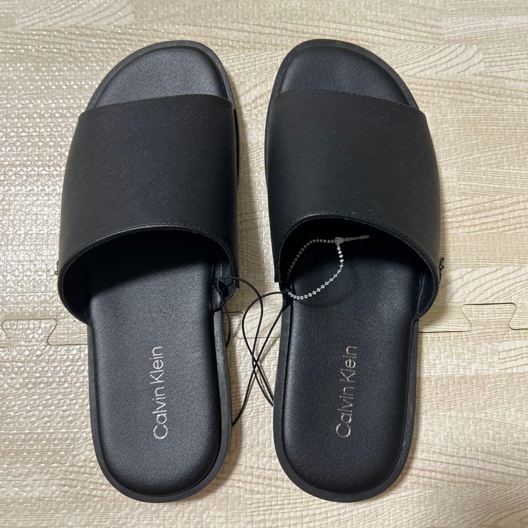 （海外限定・国内未入荷）カルバンクライン　サフィアーノレザーサンダル US8M