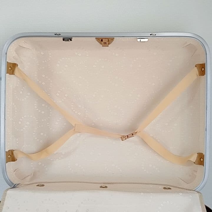 美品 廃盤 サムソナイト シルエットMV スーツケース キャリーケース　4輪