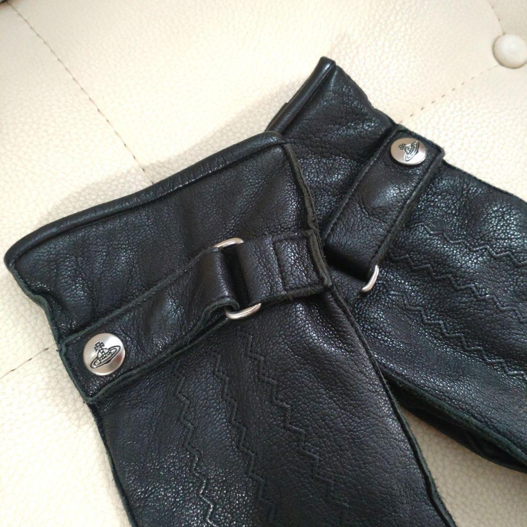 ヴィヴィアンウエストウッド　ブラックレザー手袋 バックル付き