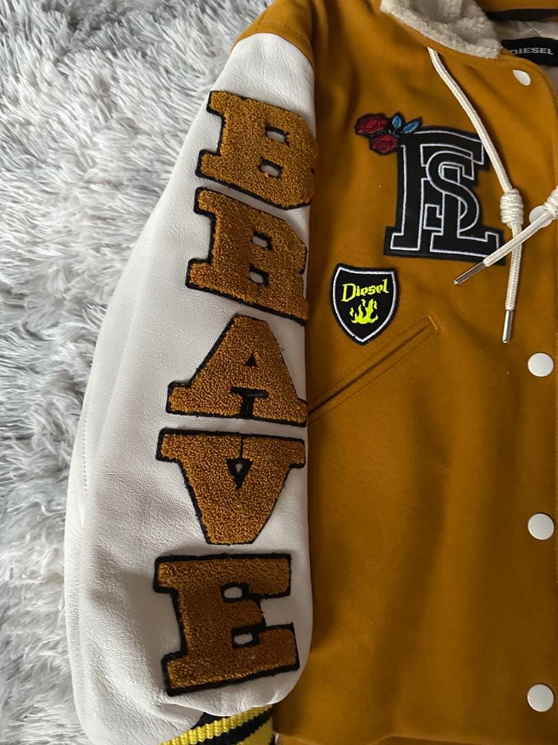 美品 希少 DIESEL ディーゼル スタジャン XXS ウール オーバーサイズ