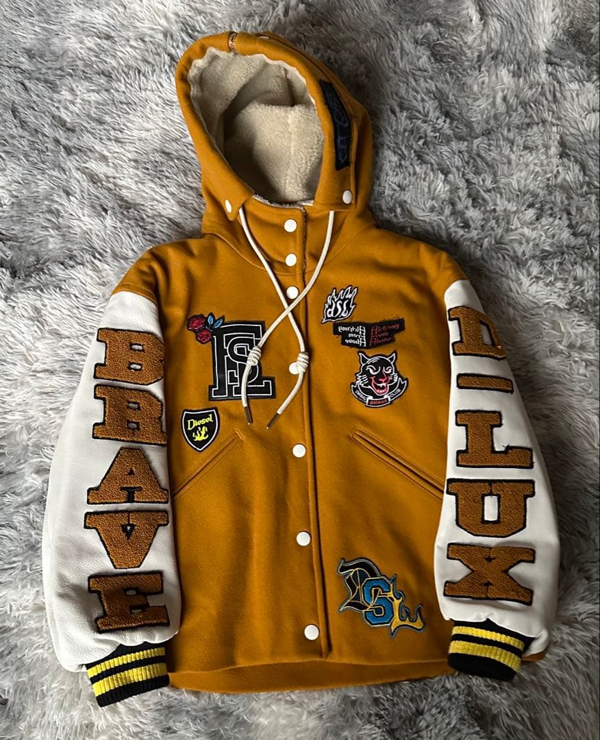 美品 希少 DIESEL ディーゼル スタジャン XXS ウール オーバーサイズ