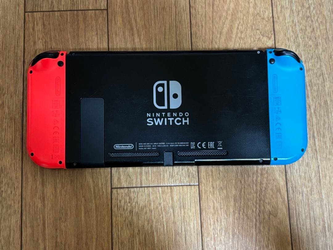 Nintendo Switch 本体 Joy-Con付き 青/赤