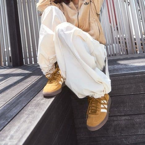 未使用 アディダス ハンドボール スペツィアル レザースニーカー スウェード