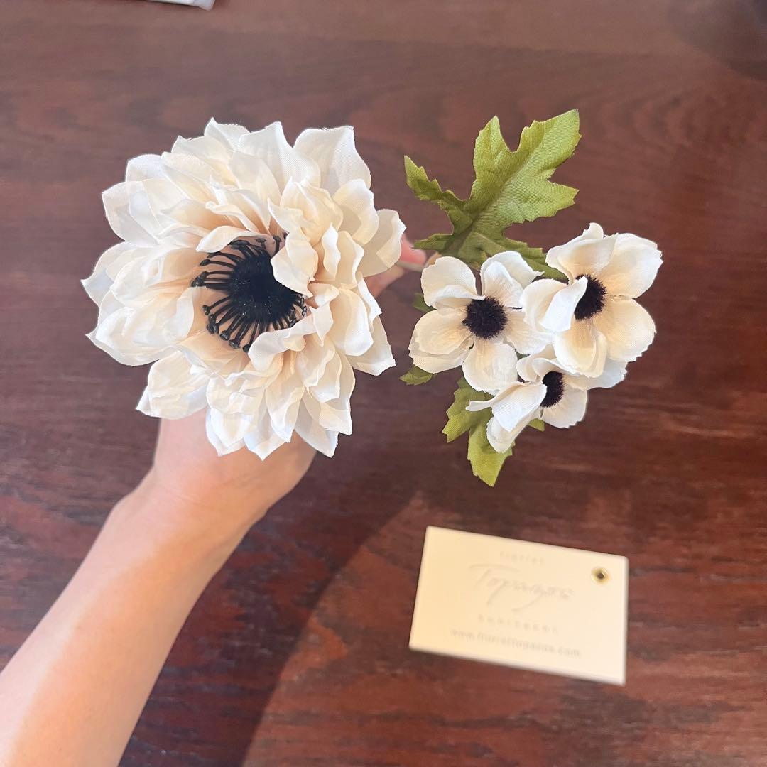 まいやん【アネモネスワッグL（ブーケ）＆ブートニア】