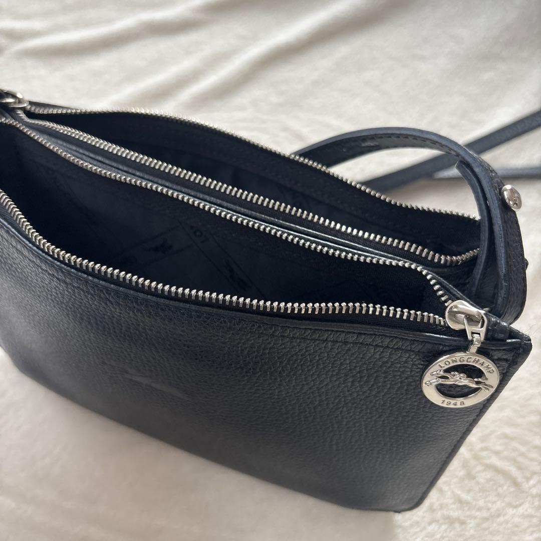 ロンシャン LONGCHAMP 黒レザー　ショルダーバッグ ダブルファスナー