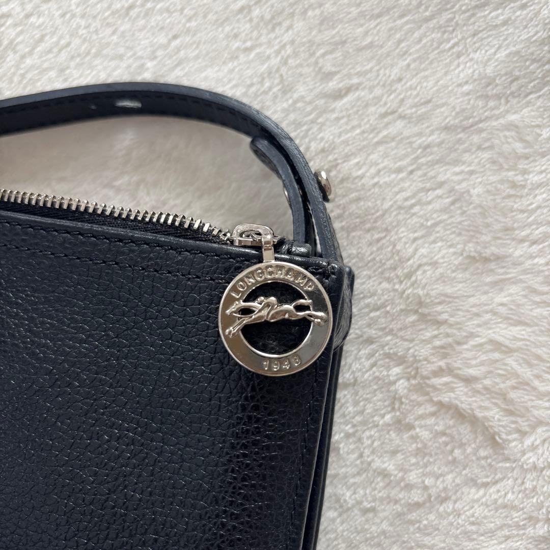 ロンシャン LONGCHAMP 黒レザー　ショルダーバッグ ダブルファスナー