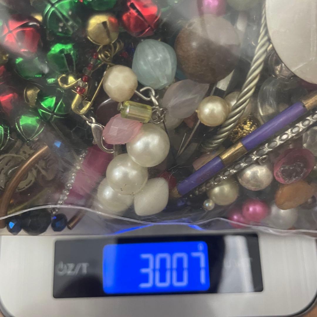 K*ん様 アクセサリー大量まとめ売り 総重量9.7kg イミテ 合成石 天然石