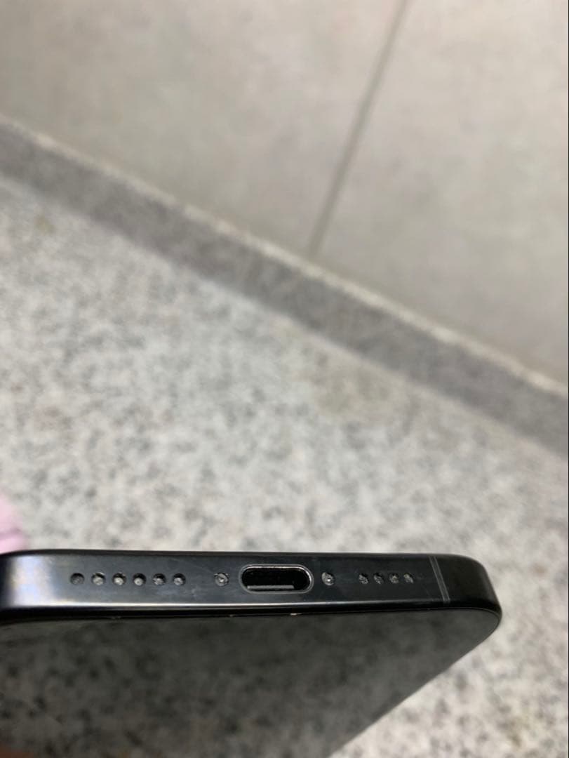 iPhone 16Pro Max 256GB 美品 画面割れ SIMフリー