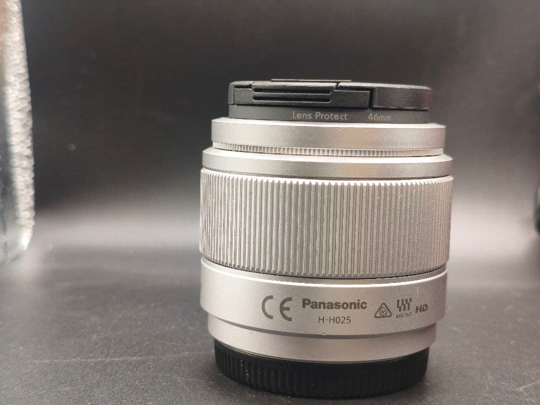 Panasonic 25mm F1.7 レンズ　シルバー　H-H025