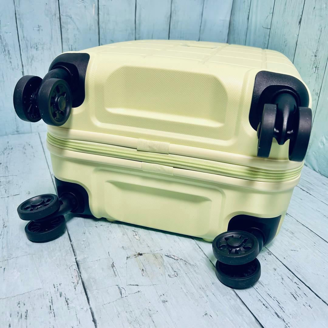 アメリカンツーリスター　キャリーケース　スピナー55 34L 美品　旅行　出張