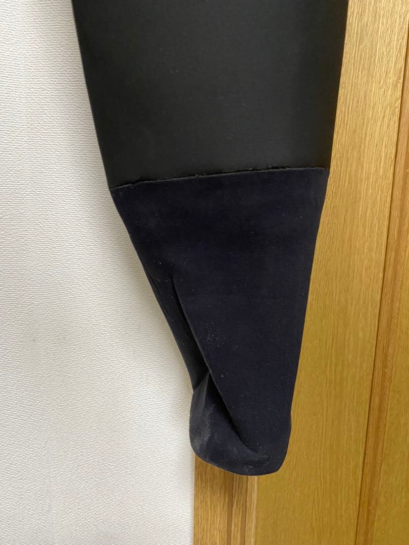 ★超人気メーカー！！【AIR TIGHT】メンズ５×３ｍｍセミドライフルスーツ