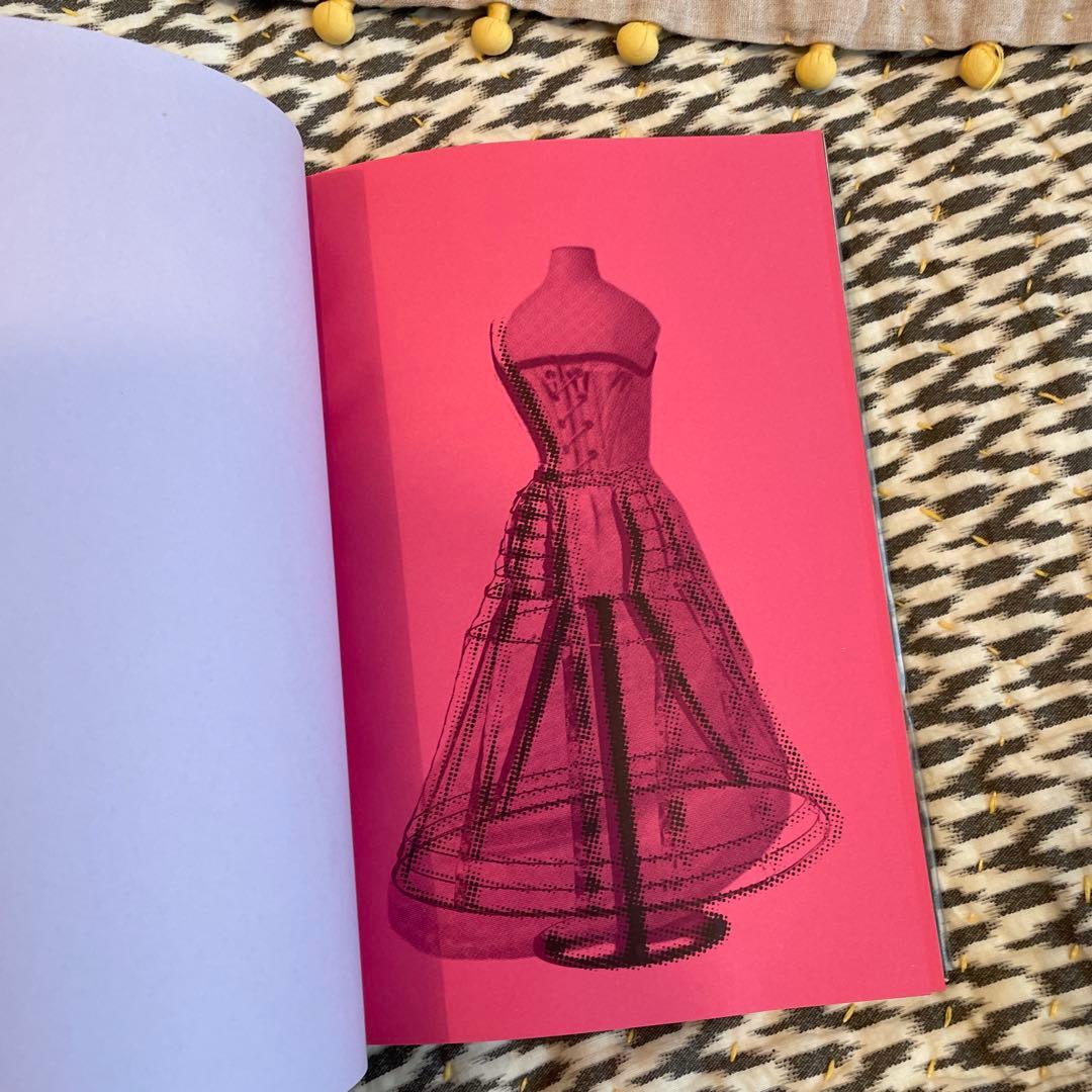 【洋書】パリ 美術館 Sous l'Empire des Crinolines