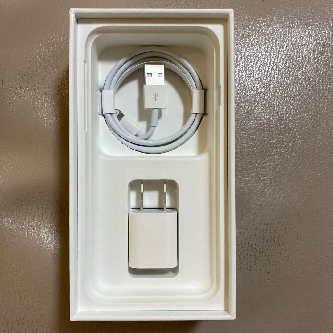 iPhone SE 第2世代（64GB・ブラック） SIMフリーバッテリー79%